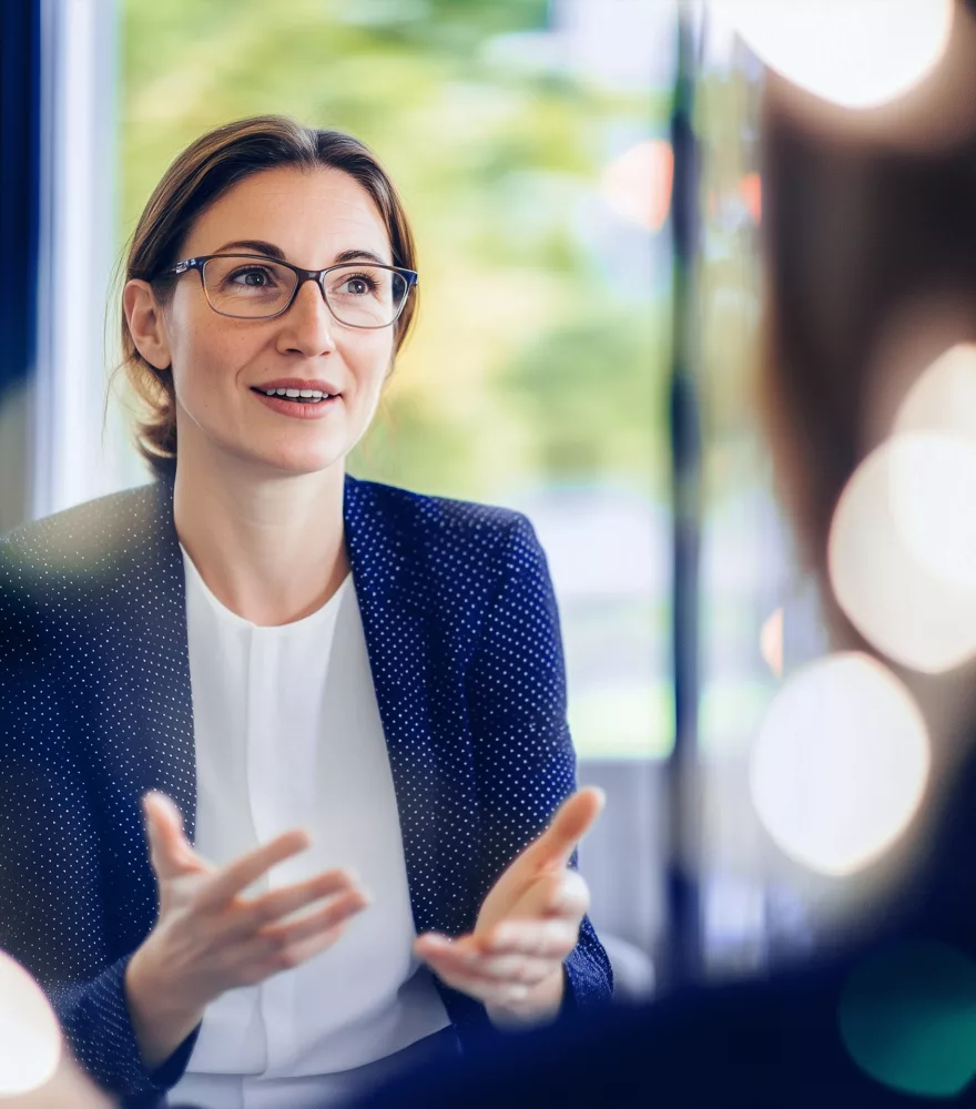 Nachhaltigkeit wird zum Wettbewerbsvorteil: Mit PAUL Net Zero wird Ihnen ein leistungsstarkes, grünes Technologie-Bundle geboten, um die Energieeffizienz Ihrer Immobilien zu steigern und deren CO₂-Fußabdruck signifikant zu senken. PAUL Net Zero ist ein zentraler Baustein zur Bewältigung moderner Nachhaltigkeitsstrategien in der Immobilienwirtschaft.